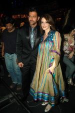 Hrithik Roshan, Suzanne Roshan at the Finale of Just Dance in Filmcity, Mumbai on 29th Sept 2011 (21).JPG